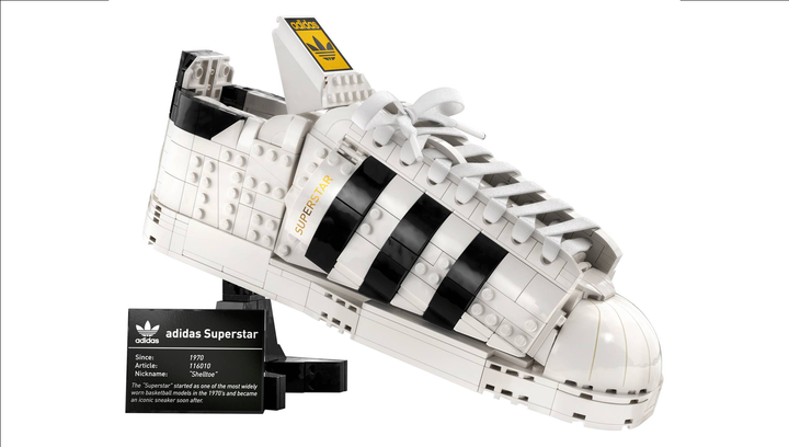 Конструктор Lego Adidas Originals Superstar Creator 10282 - Фото 4 Конструктор Lego Adidas Originals Superstar Creator 10282 - изображение 4
