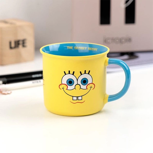 Кухоль керамічний Kite Sponge Bob "Губка Боб" 370 мл жовта з блакитний (SB25-217-1) - Фото 5 Кухоль керамічний Kite Sponge Bob "Губка Боб" 370 мл жовта з блакитний (SB25-217-1) - зображення 5