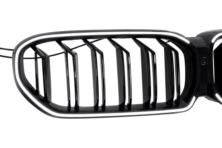 Ноздрі решітка радіатора M-Look V1 LED чорний глянець для BMW 5 серія G30/G31 2021-2023 рр. - Фото 5 Ноздрі решітка радіатора M-Look V1 LED чорний глянець для BMW 5 серія G30/G31 2021-2023 рр. - зображення 5
