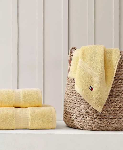 Рушник банний TOMMY HILFIGER (883893996366) Modern American Solid Cotton Bath Towel жовтий - Фото 3 Рушник банний TOMMY HILFIGER (883893996366) Modern American Solid Cotton Bath Towel жовтий - зображення 3