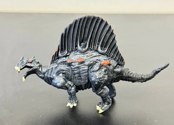 Фигурка динозавра Спинозавр фиолетово-желтый Dino Toys - Фото 3 Фигурка динозавра Спинозавр фиолетово-желтый Dino Toys - изображение 3