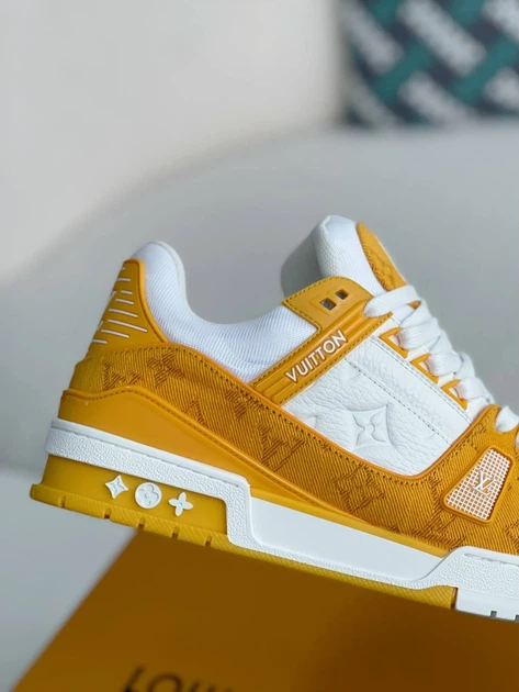 Кросівки Louis Vuitton Trainer Yellow Monogram 44 - Фото 4 Кросівки Louis Vuitton Trainer Yellow Monogram 44 - изображение 4