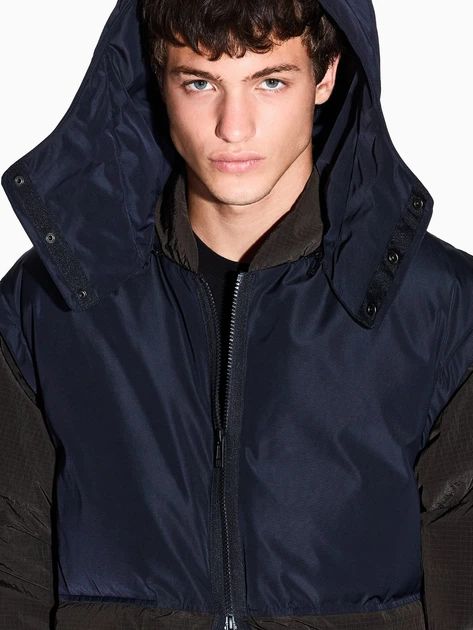 Пуховик мужской Armani Exchange 160548735 M Синий/Зеленый (1162513484) - Фото 4 Пуховик мужской Armani Exchange 160548735 M Синий/Зеленый (1162513484) - изображение 4