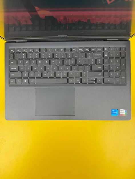 Ноутбук Dell Inspiron 15 3520, 15.6" FullHD IPS, Intel Core i5-1235U, 8GB, SSD 256GB, Intel UHD Graphics (65W 4.5*3.0) - Б/У - изображение 4