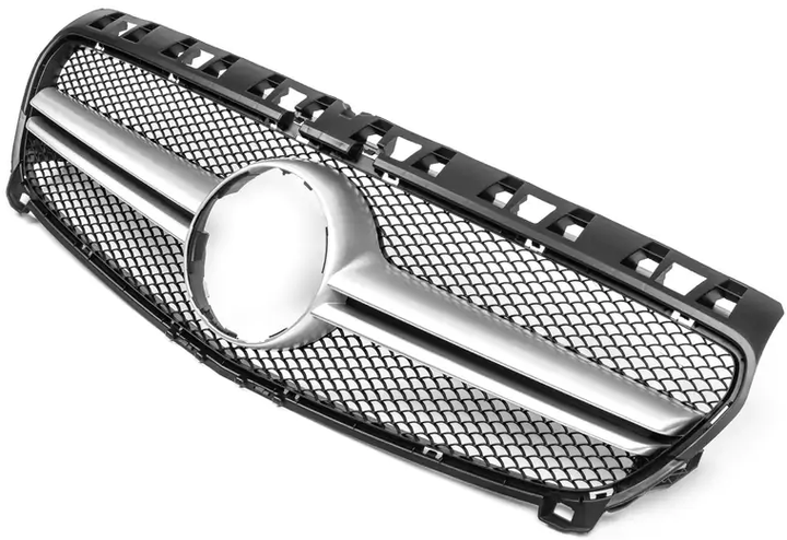 Передняя решетка радиатора AMG Silver для Mercedes A-сlass W176 2012-2018 гг - изображение 2