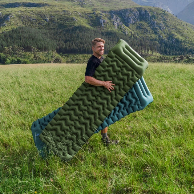 Матрац туристичний одномісний Naturehike CNK2550WS019 200х60х6.5 см із вбудованою помпою - Фото 4 Матрац туристичний одномісний Naturehike CNK2550WS019 200х60х6.5 см із вбудованою помпою - зображення 4