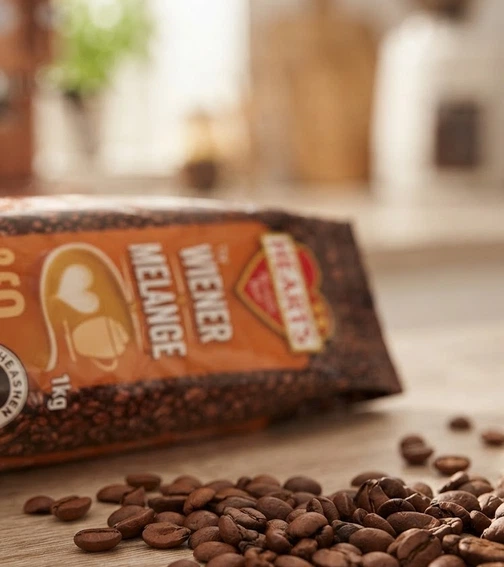 Капучино розчинний Hearts Wiener Melange 1010 г кавовий напій з ніжною молочною пінкою насиченим ароматом м'яким смаком еспресо кремовою оксамитовою текстурою швидкого приготування для дому офісу кафе - Фото 9 Капучино розчинний Hearts Wiener Melange 1010 г кавовий напій з ніжною молочною пінкою насиченим ароматом м'яким смаком еспресо кремовою оксамитовою текстурою швидкого приготування для дому офісу кафе - зображення 9