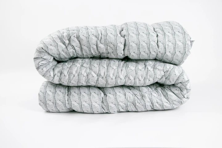 Зимнее евро одеяло Руно Grey Braid 200×220 см, антиаллергенное силиконизированное волокно 300 г/м² (Р322.52_Grey Braid) - изображение 6