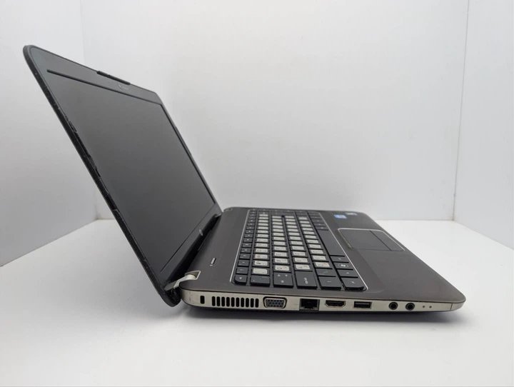 Ноутбук Б-класс HP Pavilion DM4 / 14" (1366x768) TN / Intel Core i3-2330M (2 (4) ядра по 2.2 GHz) / 4 GB DDR3 / 500 GB HDD / Intel HD Graphics 3000 / WebCam / DVD-ROM / АКБ не тримає б/в - Фото 4 Ноутбук Б-класс HP Pavilion DM4 / 14" (1366x768) TN / Intel Core i3-2330M (2 (4) ядра по 2.2 GHz) / 4 GB DDR3 / 500 GB HDD / Intel HD Graphics 3000 / WebCam / DVD-ROM / АКБ не тримає б/в - зображення 4