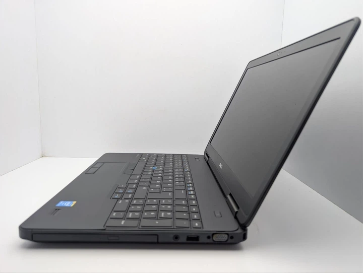 Ноутбук Dell Latitude E5540 / 15.6" (1366x768) TN / Intel Core i7-4600U (2 (4) ядра по 2.1 - 3.3 GHz) / 8 GB DDR3 / 256 GB SSD / nVidia GeForce GT 720M, 2 GB GDDR3, 64-bit / WebCam / DVD-ROM б/у - изображение 5