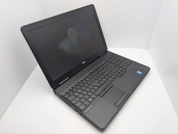 Ноутбук Dell Latitude E5540 / 15.6" (1366x768) TN / Intel Core i7-4600U (2 (4) ядра по 2.1 - 3.3 GHz) / 8 GB DDR3 / 256 GB SSD / nVidia GeForce GT 720M, 2 GB GDDR3, 64-bit / WebCam / DVD-ROM б/у - изображение 6