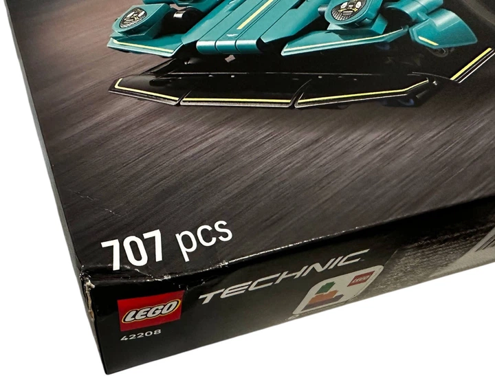 Klocki konstrukcyjne LEGO Technic Aston Martin Valkyrie 707 elementów (42208) (955555921256523) - Outlet - obraz 4