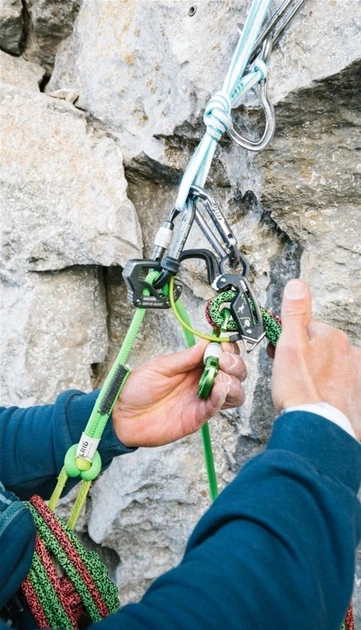 Пристрій для страхування та спуску Edelrid Giga Jul (4028545037189) - Фото 5 Пристрій для страхування та спуску Edelrid Giga Jul (4028545037189) - зображення 5