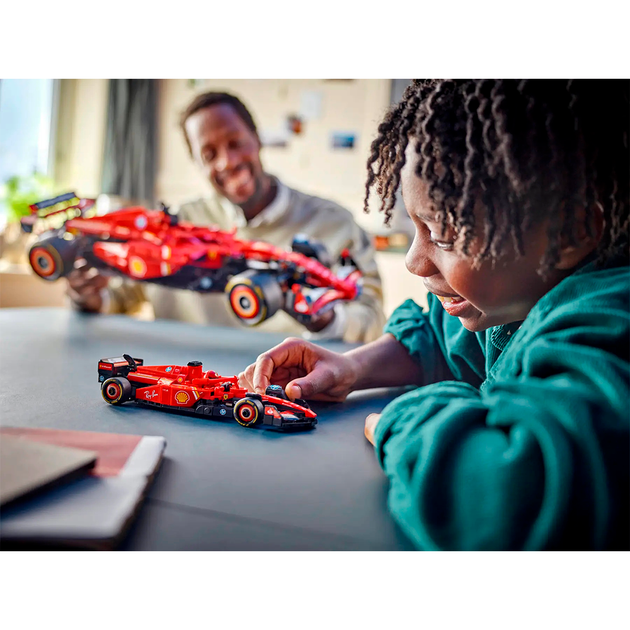 Конструктор LEGO Technic F1 Ferrari SF-24 1361 деталь (42207) - изображение 7