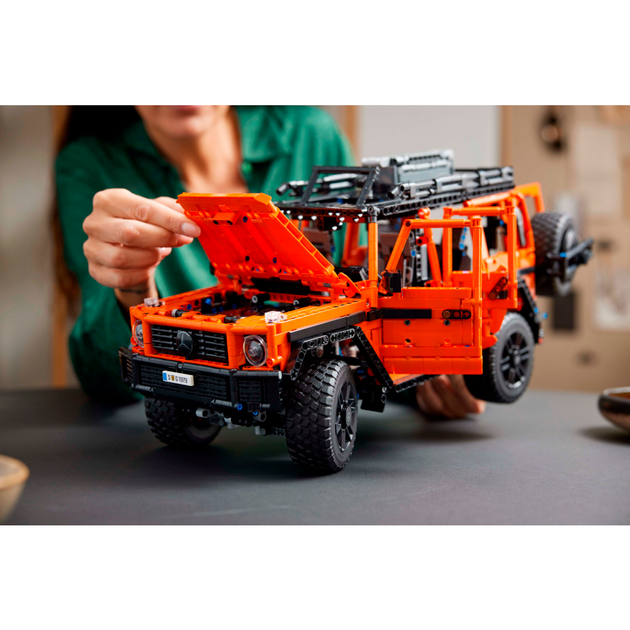 Конструктор LEGO Technic Mercedes-Benz G 500 PROFESSIONAL Line 2891 деталь (42177) - изображение 8
