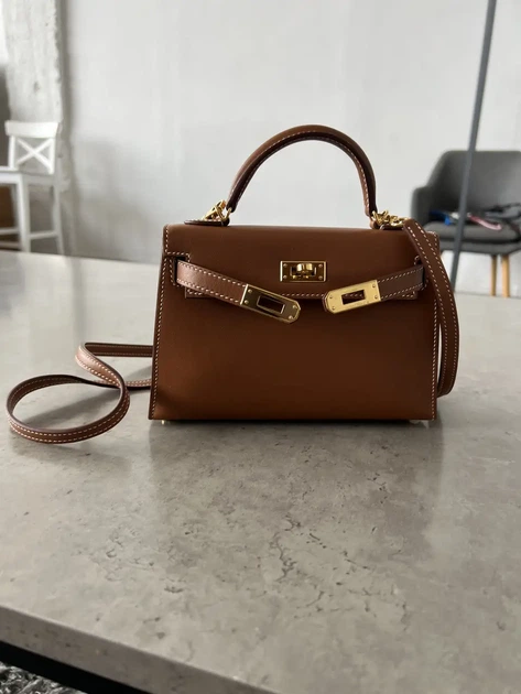 Сумка Hermès ручной работы со всеми логотипами. Телячья кожа Swift, 19 см - Фото 1 Сумка Hermès ручной работы со всеми логотипами. Телячья кожа Swift, 19 см - изображение 1