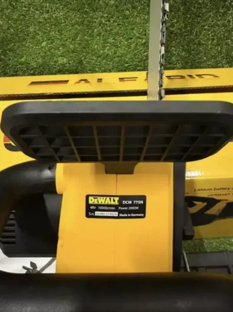 Акумуляторна ланцюгова пилка DeWalt 48 В 6 А·год безщіткова електропила з шиною 40 см 2 акумуляторами швидкістю ланцюга 24 м/с безключовим натягуванням автоматичним змащуванням - зображення 5