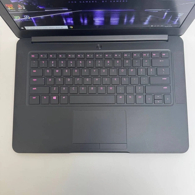 Игровой ноутбук Б-класс Razer Blade 14 RZ09-0195 / 14" (1920x1080) IPS / Intel Core i7-7700HQ (4 (8) ядра по 2.8 - 3.8 GHz) / 16 GB DDR4 / 256 GB SSD NVMe / nVidia GeForce GTX 1060, 6 GB GDDR5, 192-bit / WebCam б/у - изображение 7