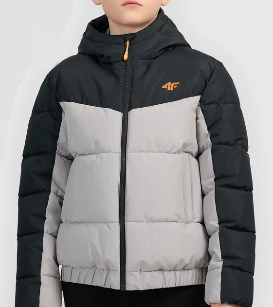 Куртка утеплена для хлопчиків 4F DOWN JACKET M0915 164 Сірий 4FJWAW26TDJAM0915-25S - Фото 1 Куртка утеплена для хлопчиків 4F DOWN JACKET M0915 164 Сірий 4FJWAW26TDJAM0915-25S - изображение 1
