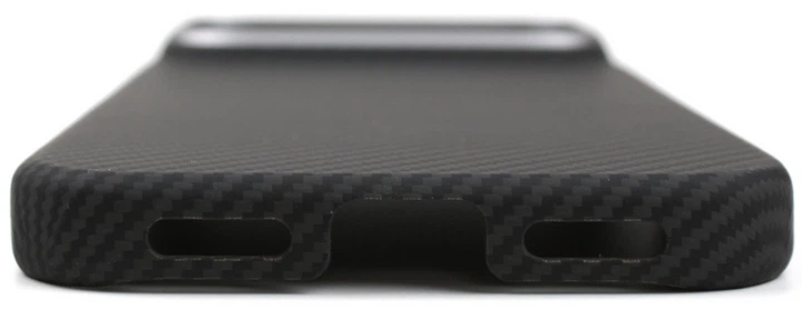 Чохол карбоновий для iPhone 18 Pro + MagSafe - зображення 4