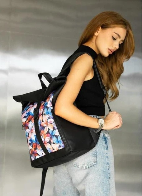 Женский городской рюкзак RollTop Sambag One Flowers для ноутбука до 16–17 дюймов из экокожи, черный с цветочным принтом 60566 - изображение 12