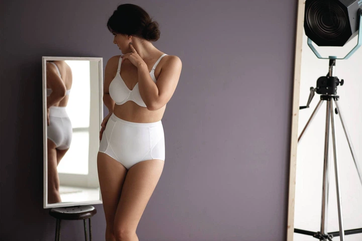 Післяпологовий бандаж «Rebelt Panty» Anita 1885 розмір 70, Білий 006 - Фото 1 Післяпологовий бандаж «Rebelt Panty» Anita 1885 розмір 70, Білий 006 - зображення 1