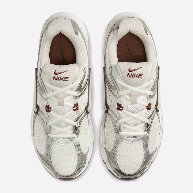 Buty sportowe damskie Nike W V5 Rnr HQ7901-102 41 (9.5US) Beżowe (197862755497) - obraz 5