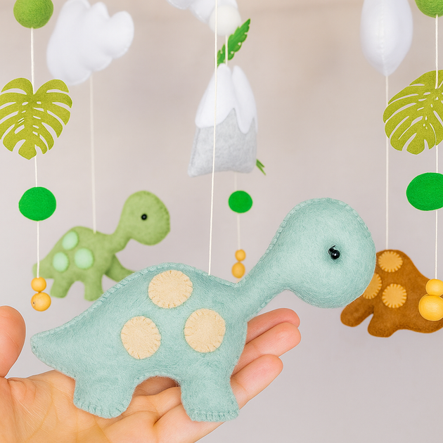 Мобіль на ліжечко Dino baby. Фетровий мобіль ручної роботи. Подарунок для новонародженого. Діаметр 23 см. - зображення 4