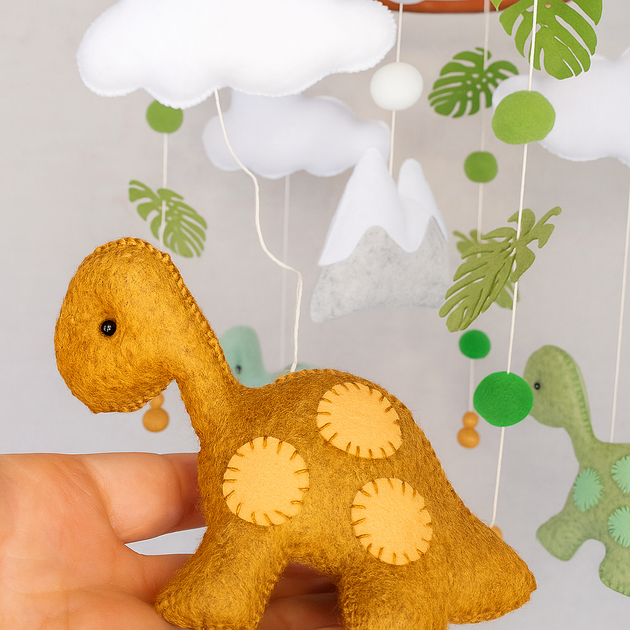 Мобіль на ліжечко Dino baby. Фетровий мобіль ручної роботи. Подарунок для новонародженого. Діаметр 23 см. - зображення 6