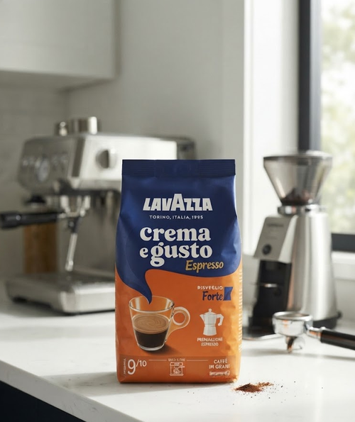 Зернова кава Lavazza Crema e Gusto Forte Espresso 1010 г купаж арабіки робусти темне обсмажування насичена міцна ароматна з шоколадними пряними нотками щільною кремою для кавомашини еспресо американо капучино лате - Фото 7 Зернова кава Lavazza Crema e Gusto Forte Espresso 1010 г купаж арабіки робусти темне обсмажування насичена міцна ароматна з шоколадними пряними нотками щільною кремою для кавомашини еспресо американо капучино лате - зображення 7