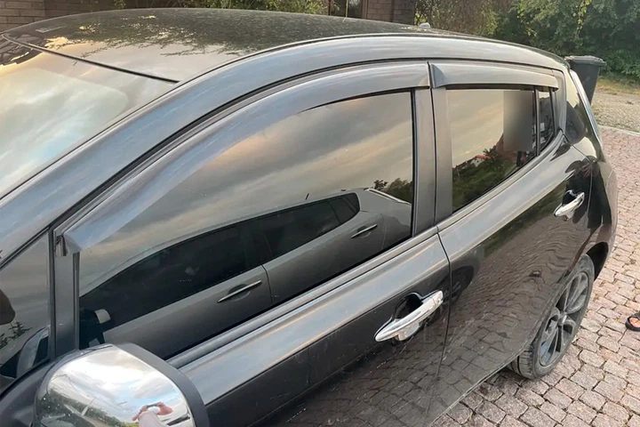 Ветровики на окна (4 шт, HIC) для Nissan Leaf 2010-2017 гг - изображение 15