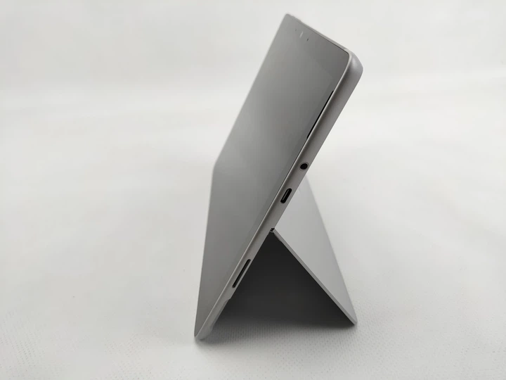 Планшет 10.5" Microsoft Surface Go 3 Intel Pentium Gold 6500Y 4/64GB Windows 11 Магнієвий корпус Platinum (102424256 b1 - Уцінка - Фото 11 Планшет 10.5" Microsoft Surface Go 3 Intel Pentium Gold 6500Y 4/64GB Windows 11 Магнієвий корпус Platinum (102424256 b1 - Уцінка - зображення 11