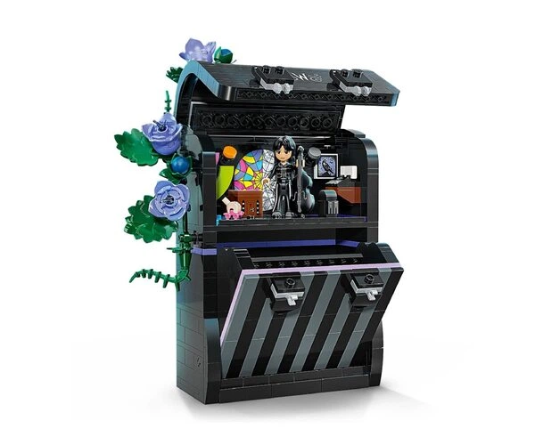 Конструктор LEGO Wednesday Рюкзак Уенздей (76787) - Фото 5 Конструктор LEGO Wednesday Рюкзак Уенздей (76787) - изображение 5