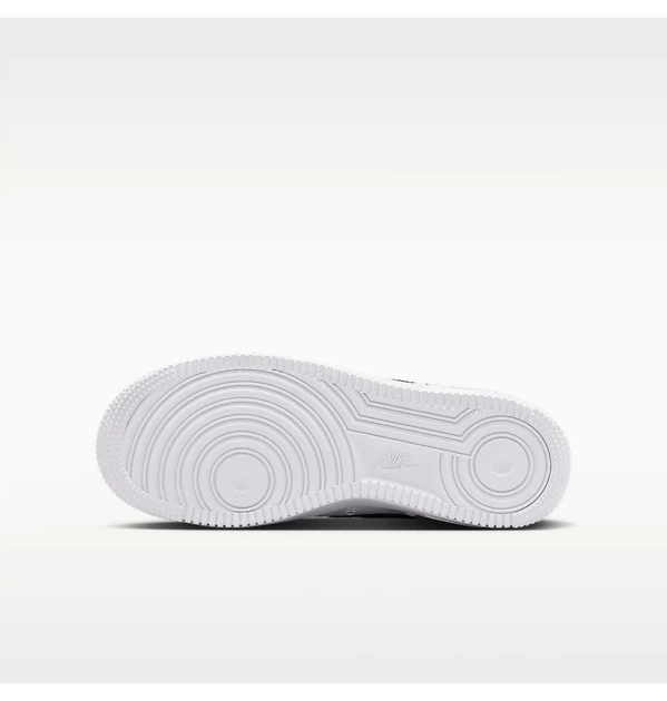 Кроссовки детские Nike Air Force 1 Tech White 38.5 Белый IR3992-100 - Фото 2 Кроссовки детские Nike Air Force 1 Tech White 38.5 Белый IR3992-100 - изображение 2