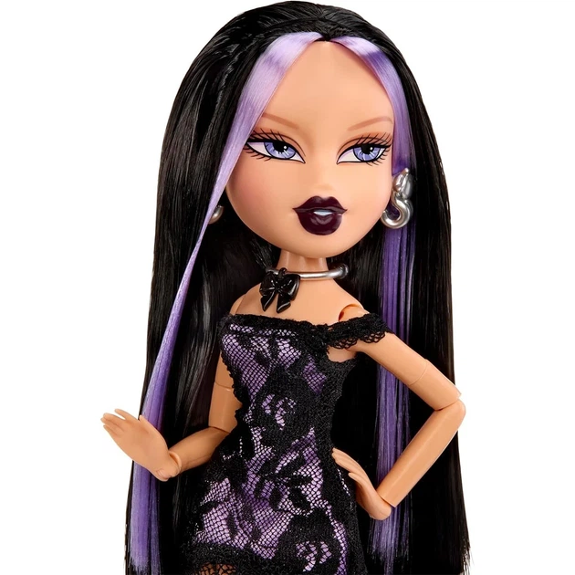 Ігровий набір з лялькою Bratz Stylin' Birthday Джейд з футболкою XL - зображення 4