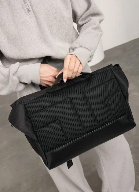 Жіноча сумка для ноутбука Sambag 33х26х11 см екошкіра з перфорацією чорна - Фото 10 Жіноча сумка для ноутбука Sambag 33х26х11 см екошкіра з перфорацією чорна - зображення 10