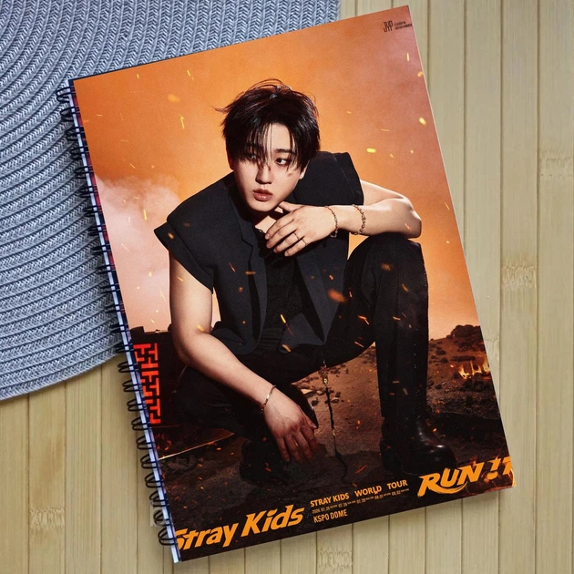 Блокнот Чанбін Changbin Stray Kids RUN IT на пружині (39020) - Фото 1 Блокнот Чанбін Changbin Stray Kids RUN IT на пружині (39020) - зображення 1