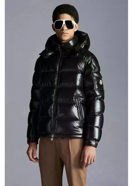Чоловіча куртка Moncler Maya матова пуховик чорний XL 4460 - Фото 1 Чоловіча куртка Moncler Maya матова пуховик чорний XL 4460 - зображення 1