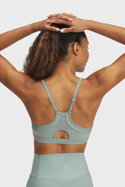 Спортивный топ женский Under Armour Ua Infinity Low 2.0 Bra S 1384126-348 - Фото 2 Спортивный топ женский Under Armour Ua Infinity Low 2.0 Bra S 1384126-348 - изображение 2