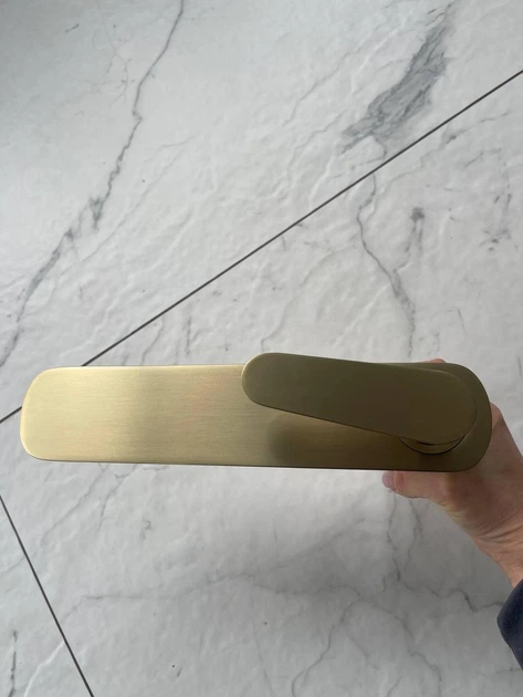 Напольный смеситель для ванны с душем Epelli Oro Nobile матове золото - изображение 9