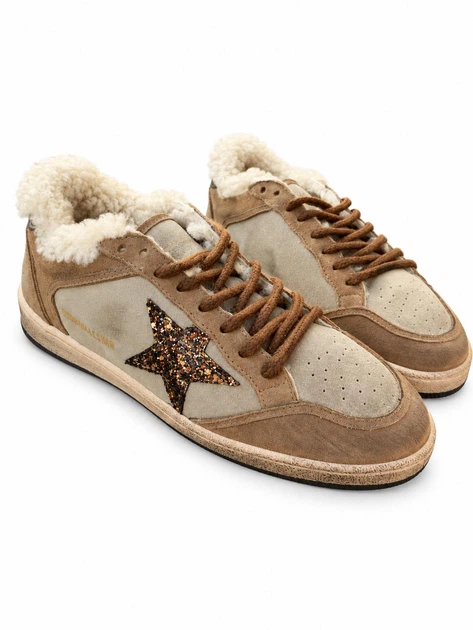 Зимние женские кеды Golden Goose бежево-коричневые из натуральной кожи и замши на шерстяном меху размер 38 - Фото 2 Зимние женские кеды Golden Goose бежево-коричневые из натуральной кожи и замши на шерстяном меху размер 38 - изображение 2