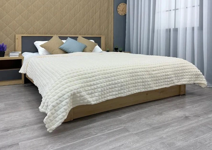Покрывало из плюша в клетку (220×240см). Цвет молочный - изображение 6
