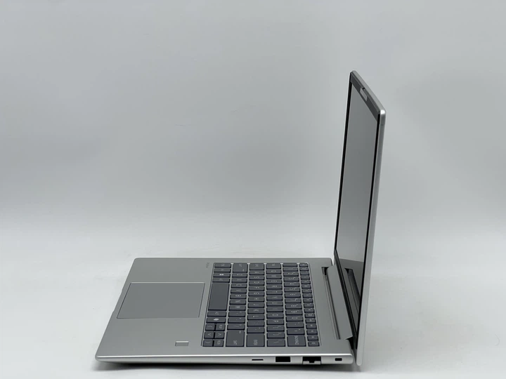 Ноутбук HP 14 EliteBook 640 G11 WUXGA IPS/Intel Core Ultra 5 135U/16GB/480GB SSD/Intel Graphics/DOS/Glacier Silver (SH26061278) Б/в - Фото 4 Ноутбук HP 14 EliteBook 640 G11 WUXGA IPS/Intel Core Ultra 5 135U/16GB/480GB SSD/Intel Graphics/DOS/Glacier Silver (SH26061278) Б/в - зображення 4