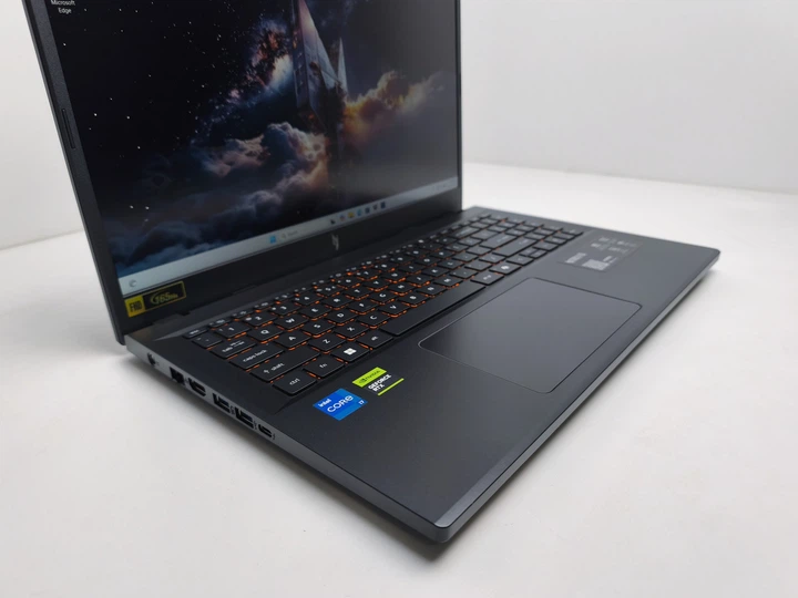 Ноутбук Acer Nitro V 15.6 FHD 165Hz i7-13620H 16Gb SSD 1TB RTX5060 8GB ANV15-52 (NH.U1NAA.004) 14407 - изображение 3