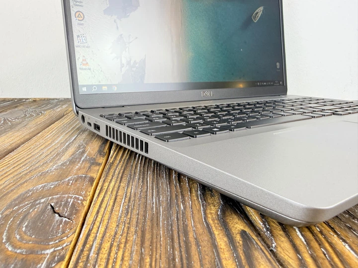 Ноутбук Dell Latitude 5510 (15.6" FHD IPS,Core i5-10210u,Intel UHD Graphics) (6673) Б/У - Фото 4 Ноутбук Dell Latitude 5510 (15.6" FHD IPS,Core i5-10210u,Intel UHD Graphics) (6673) Б/У - изображение 4