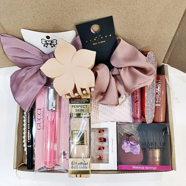 Набір косметики для підлітка Beauty box для дівчини, подруги, сестри, доньки, коханої 15 стравниць - зображення 4