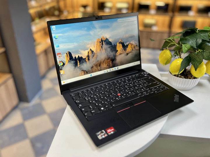 Ноутбук Lenovo ThinkPad E14 G4/AMD Ryzen 7 5825U/16GB DDR4/SSD 512GB M2/14"FHD IPS - Б/В - Фото 4 Ноутбук Lenovo ThinkPad E14 G4/AMD Ryzen 7 5825U/16GB DDR4/SSD 512GB M2/14"FHD IPS - Б/В - зображення 4