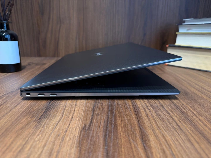 Ноутбук Dell Precision 5560 GAMING 15.6" FHD+intel core i7-11800H nVidia T1200 GDDR6 32GB 512GB SSD Б/У - Фото 5 Ноутбук Dell Precision 5560 GAMING 15.6" FHD+intel core i7-11800H nVidia T1200 GDDR6 32GB 512GB SSD Б/У - зображення 5