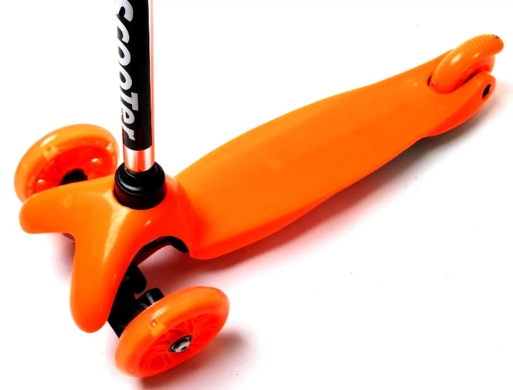 Самокат детский Mini Scooter 01 Оранжевый - Фото 2 Самокат детский Mini Scooter 01 Оранжевый - изображение 2