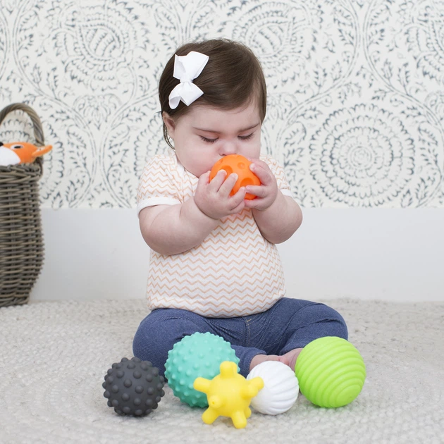 Zestaw piłeczek sensorycznych INFANTINO Textured Multi Ball Set (3021105066880) - obraz 5